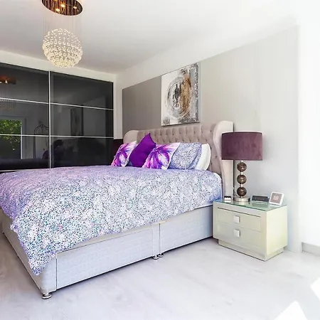 Villa Los Limoneros - East Marbella Villa Marbella
